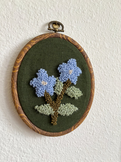 Forget me not on Green