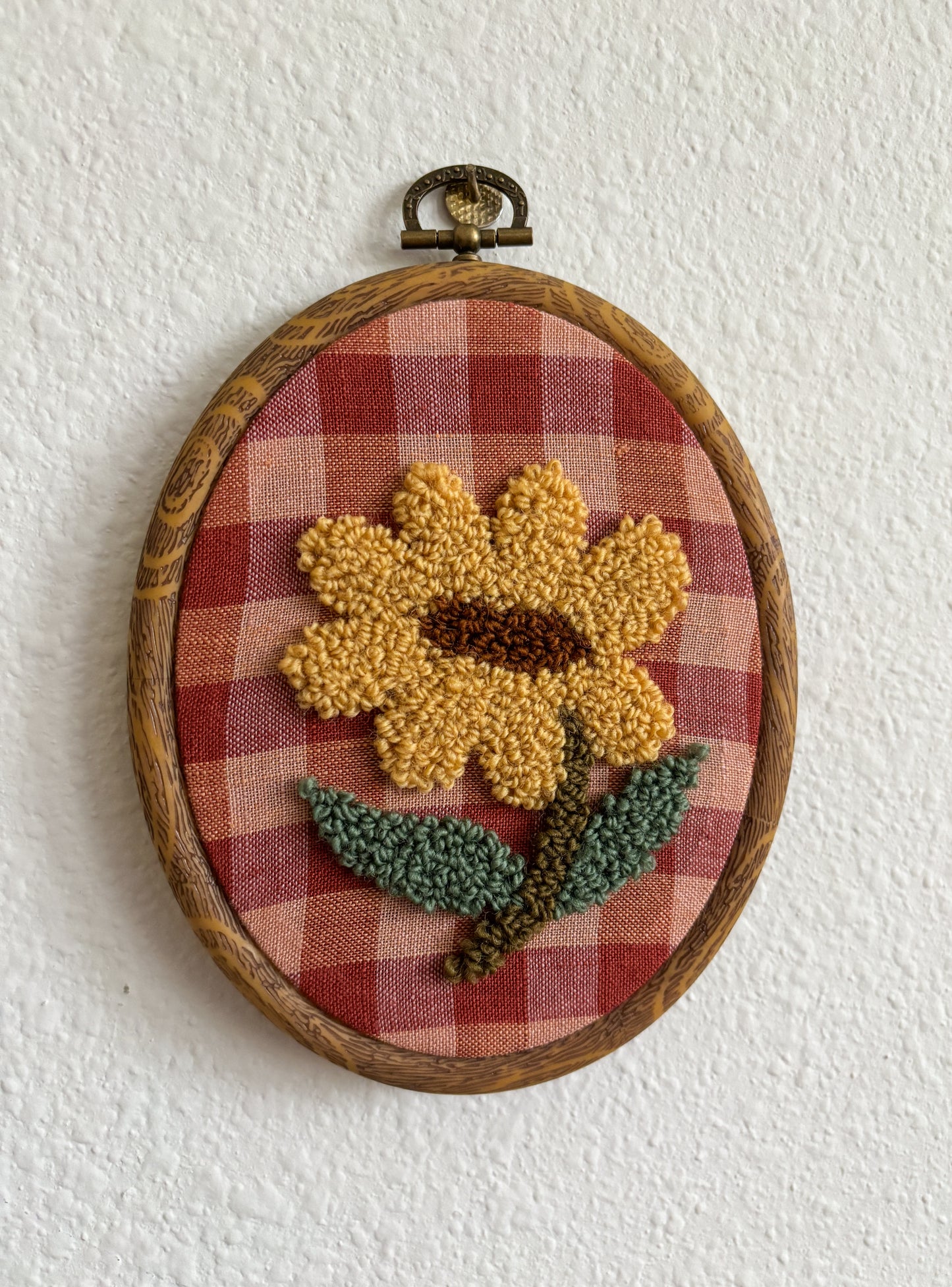 Sunflower on Red Plaid