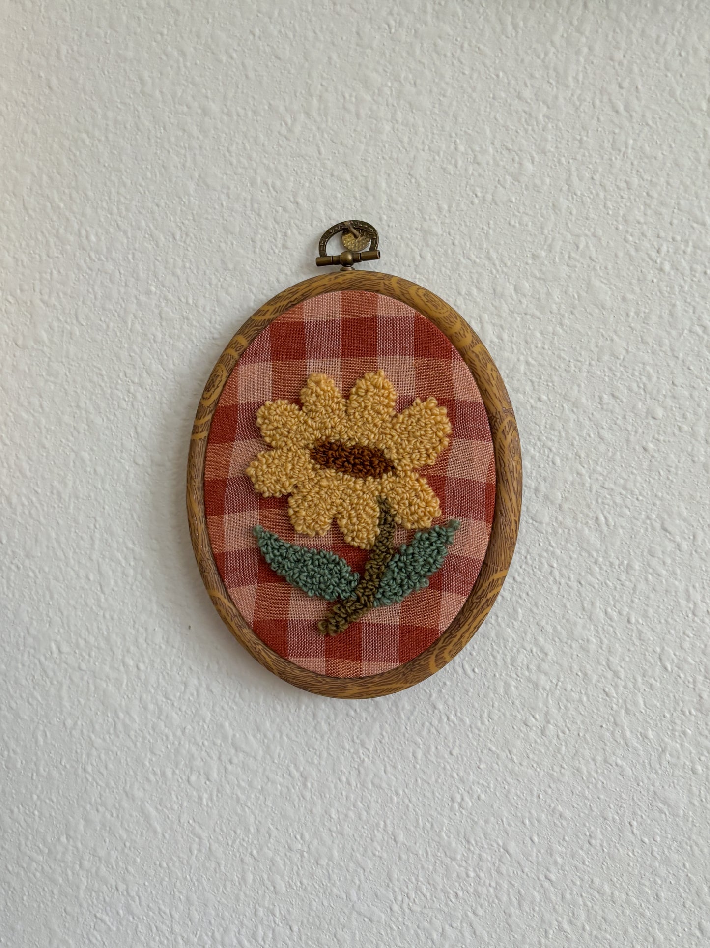 Sunflower on Red Plaid