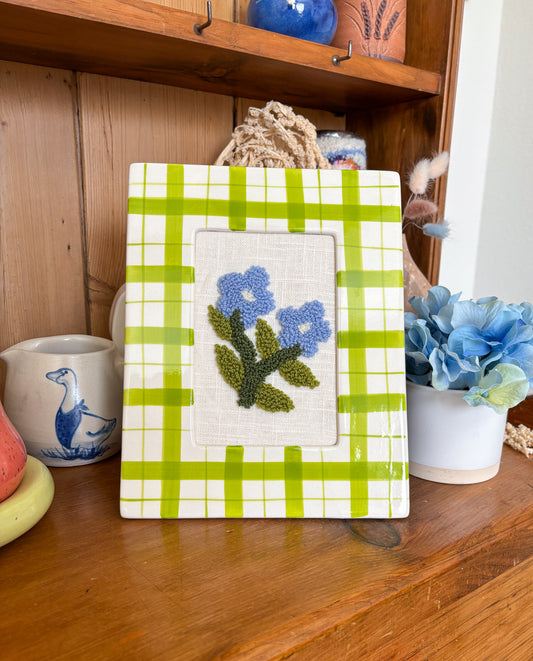 Forget me not in Green Plaid Frame