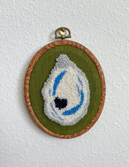 Oyster on Green