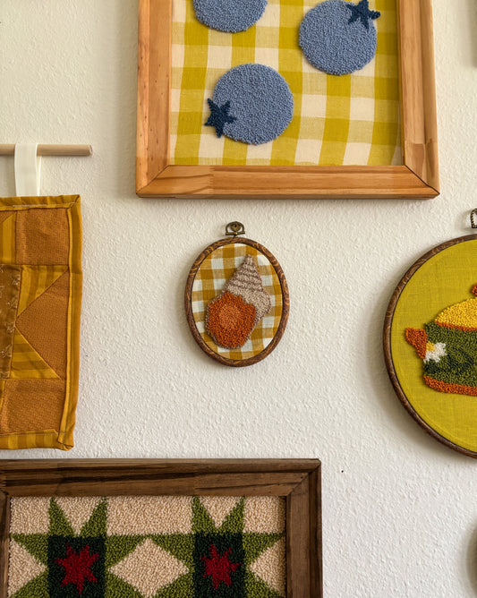 Florida Rock Seashell on Yellow Plaid