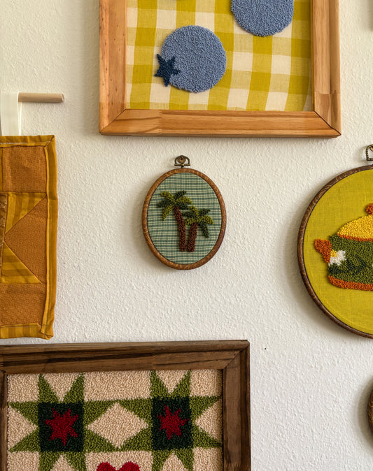 Palm Tree on Green Plaid