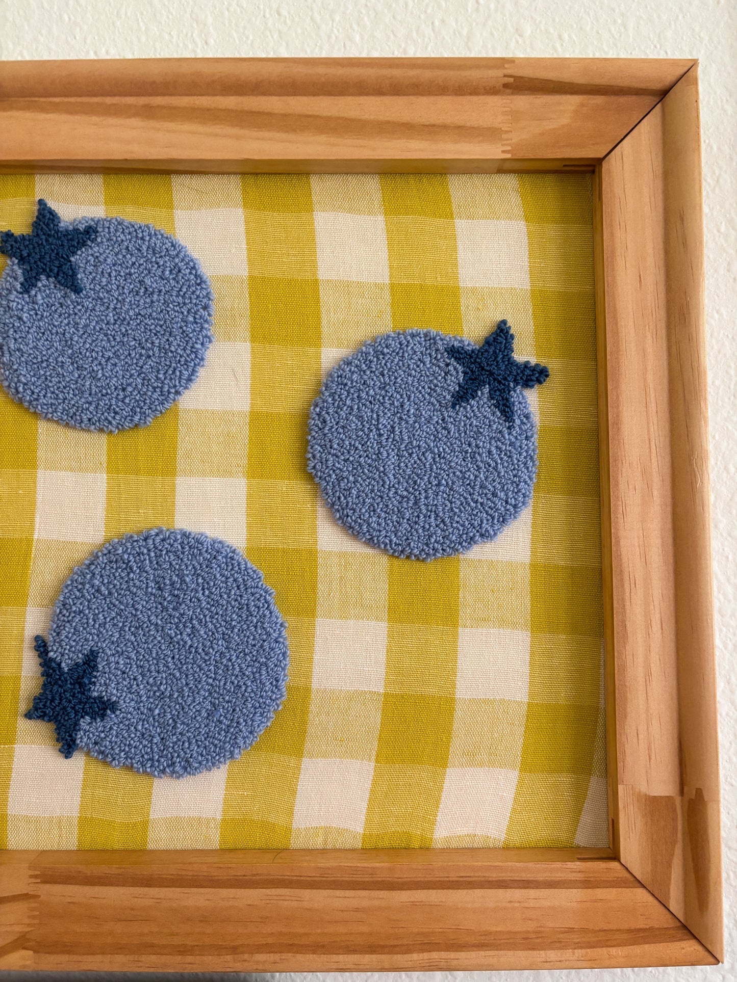 Blueberries on Yellow Plaid