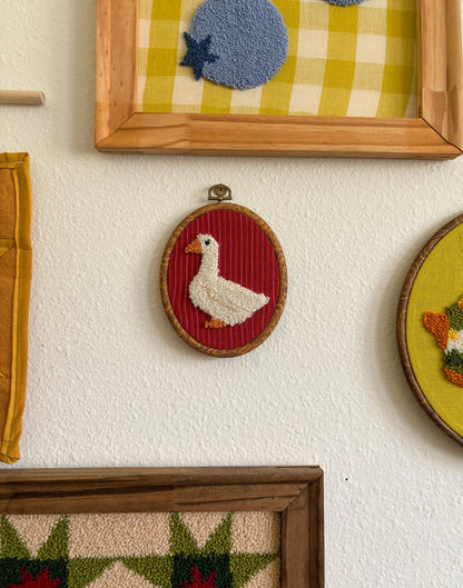 Mini Goose on Red Stripes