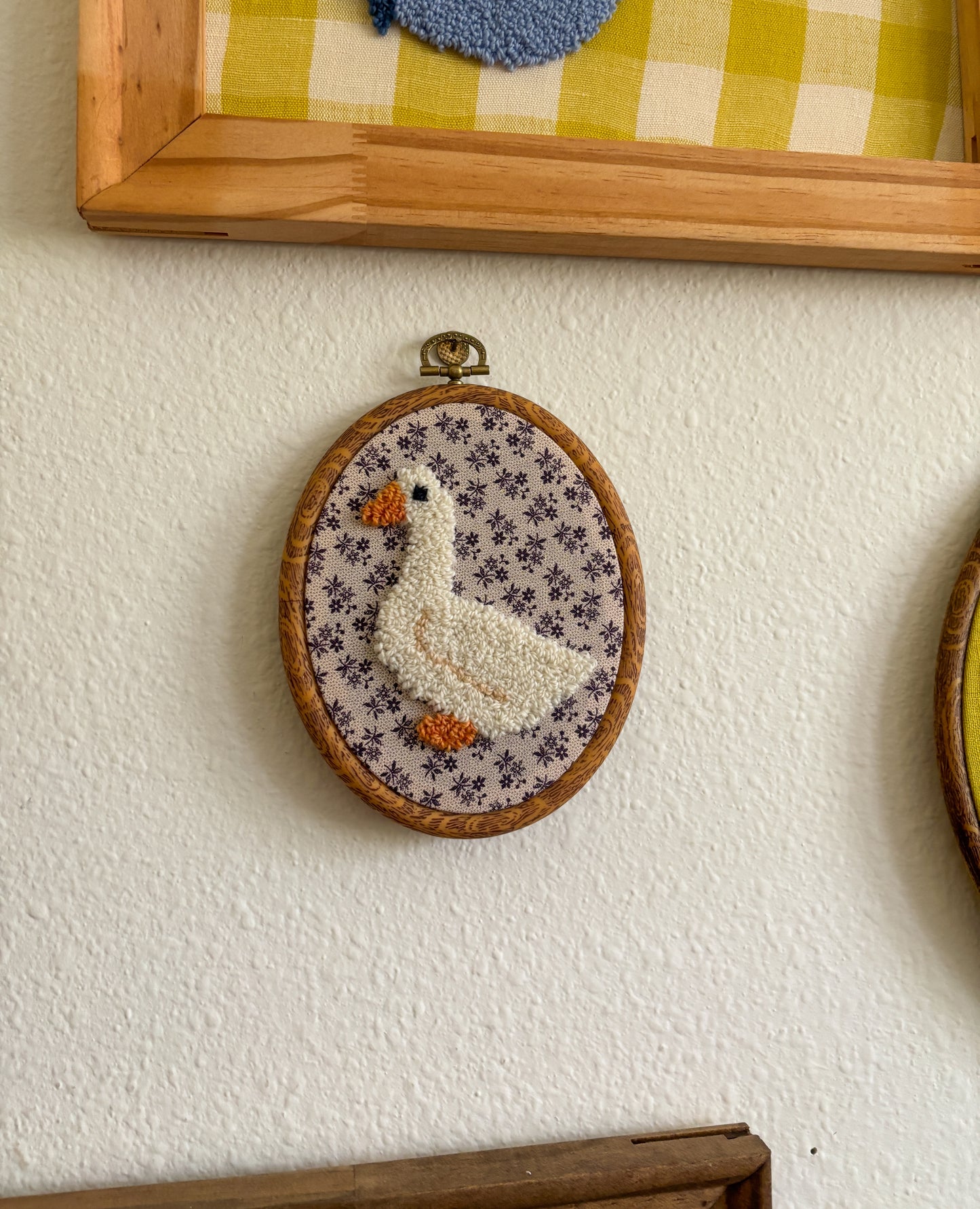 Mini Goose on Purple Floral