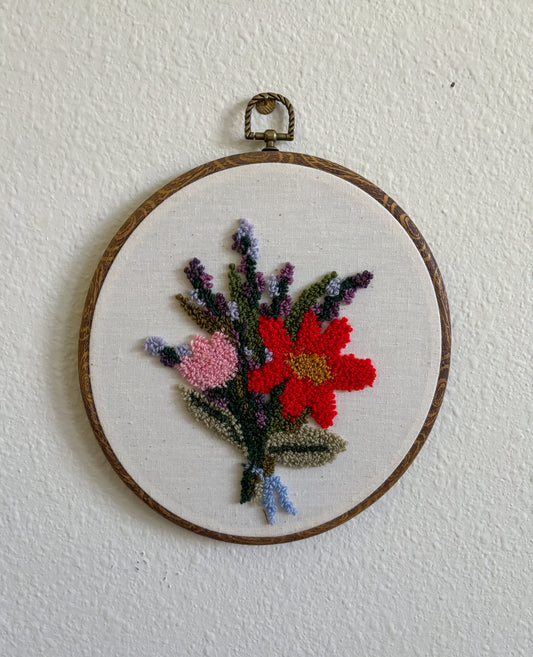 Cosmos Bouquet oon Cream